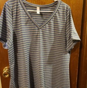 Lularoe Christy Short Sleeve top